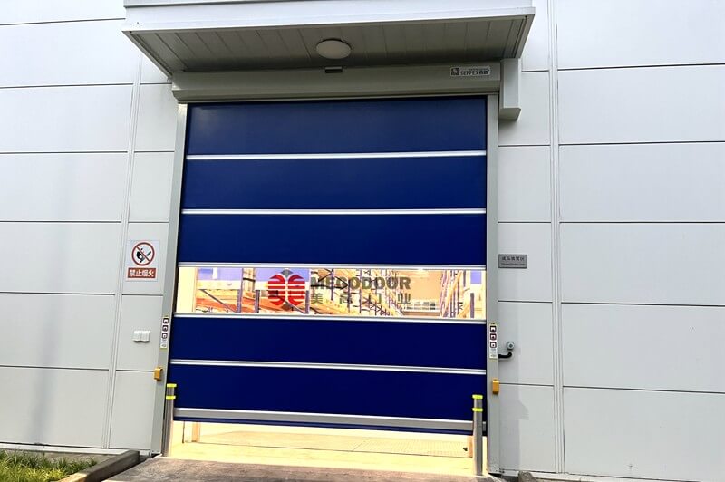 常州北汽工厂安装的快速卷帘门缩略图 常州北汽工厂安装的快速卷帘门缩略图