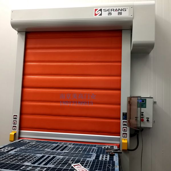提升现代仓储物流效率和环境保护——立体库快速卷帘门的作用插图
