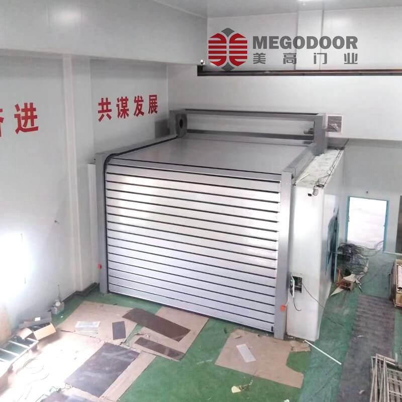 打磨房上配套的7字型涡轮硬质快速门产品缩略图 打磨房上配套的7字型涡轮硬质快速门产品缩略图