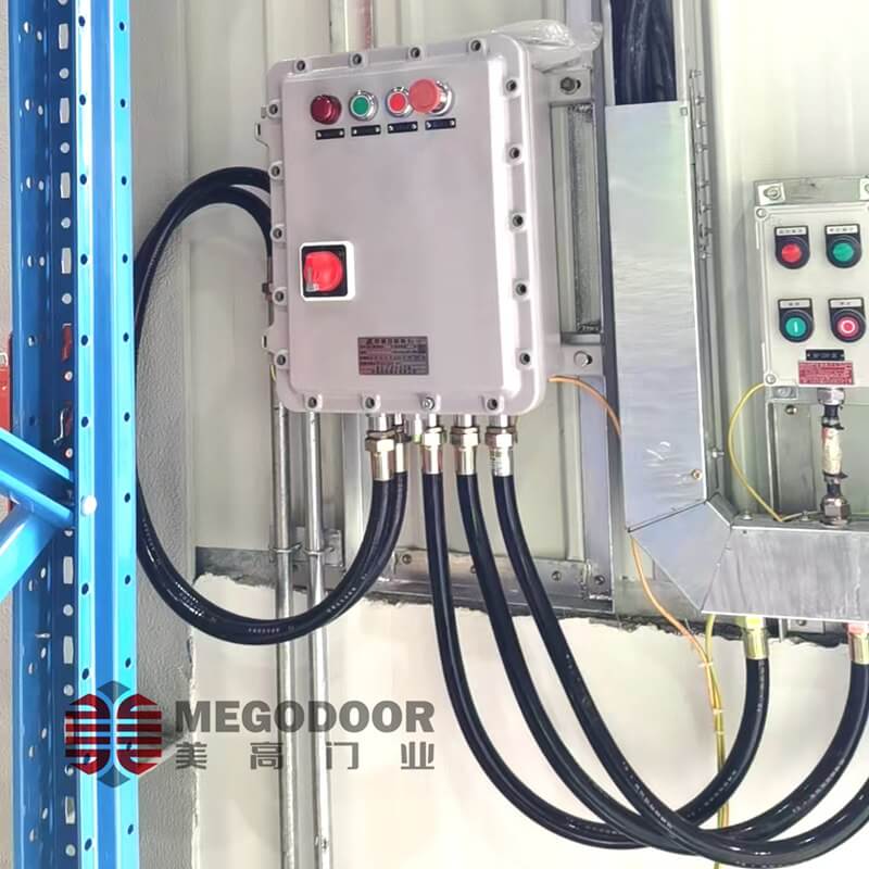 常州化工车间专用防爆快速卷帘门 —— 安全防护,守护化工生产的生命线插图2 常州化工车间专用防爆快速卷帘门 —— 安全防护,守护化工生产的生命线插图2