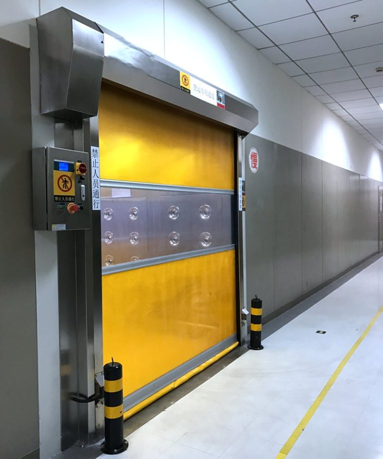 常州风淋室旧门改造方案：手动门改自动门，平开门升级PVC快速门，支持互锁联动与AGV通讯缩略图