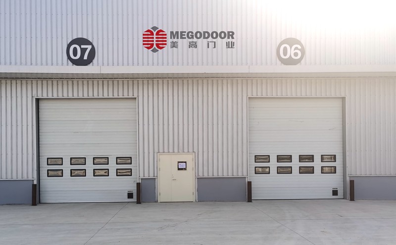 常州电子厂专用抗风防盗滑升门——工业安全屏障插图 常州电子厂专用抗风防盗滑升门——工业安全屏障插图