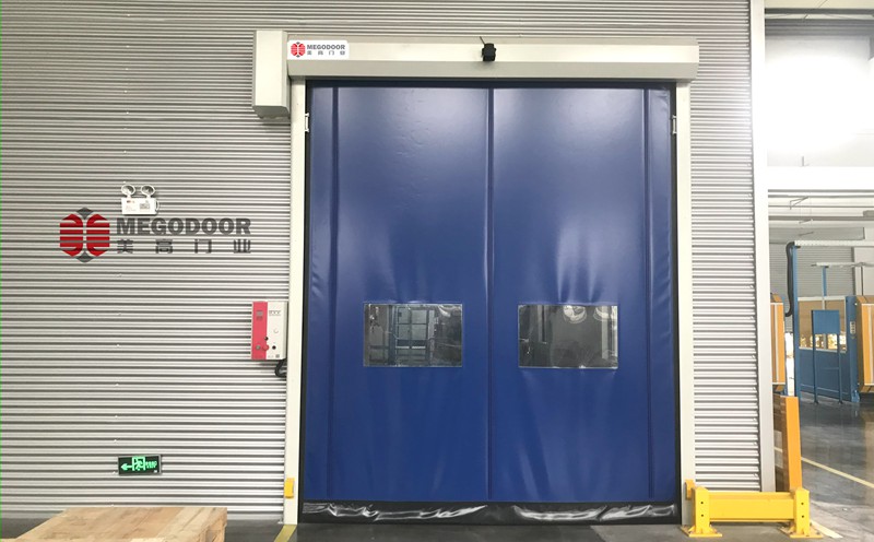 洁净环境守护者：常州拉链式快速卷帘门技术解析与应用指南插图